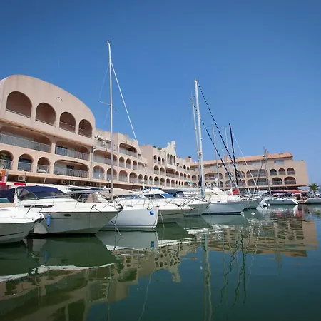 Port De L'étoile De Mer * Hyères